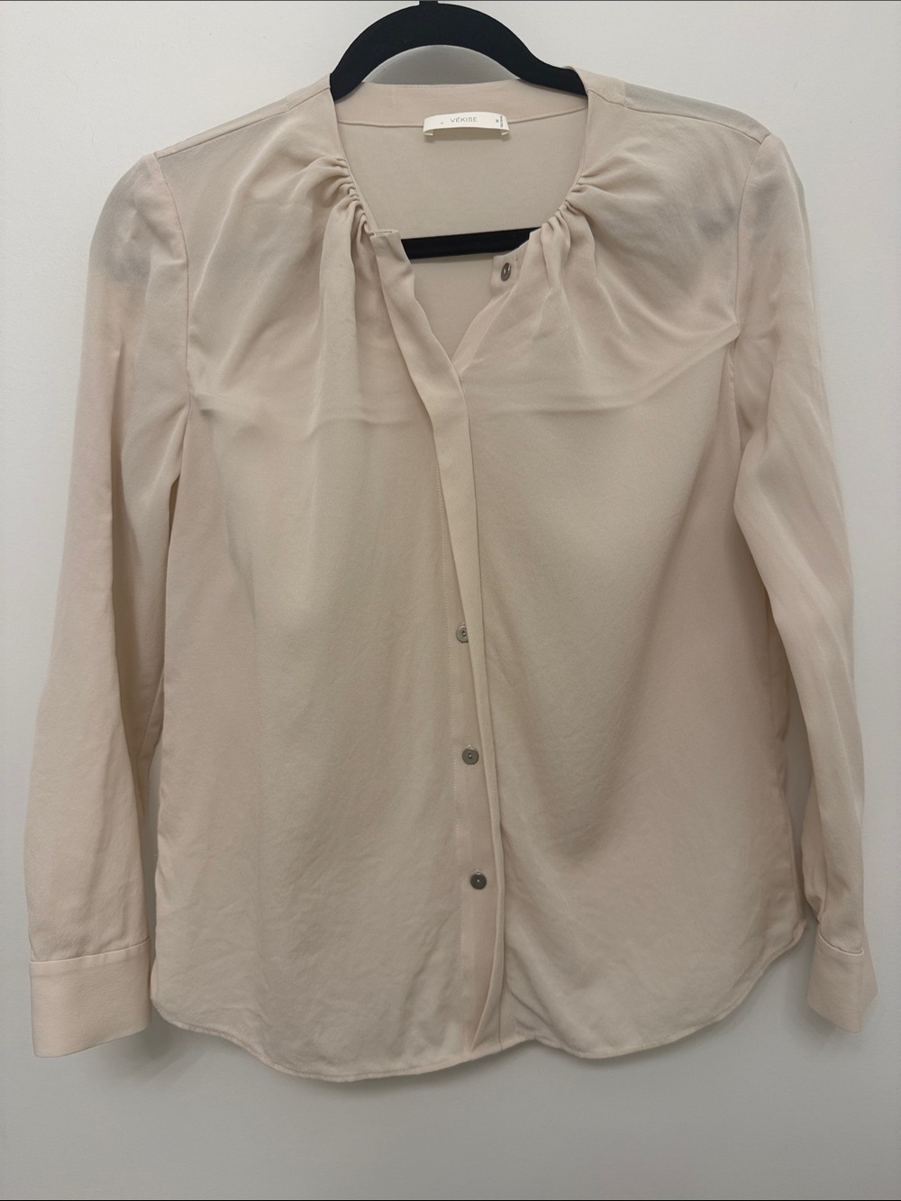 Vekise Luxury Korean 100% Silk button up